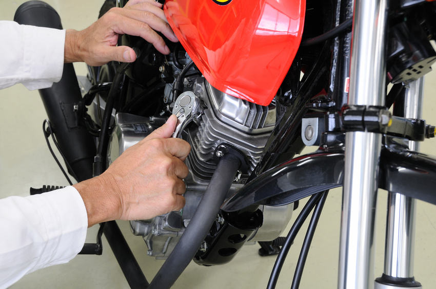バイクの修理